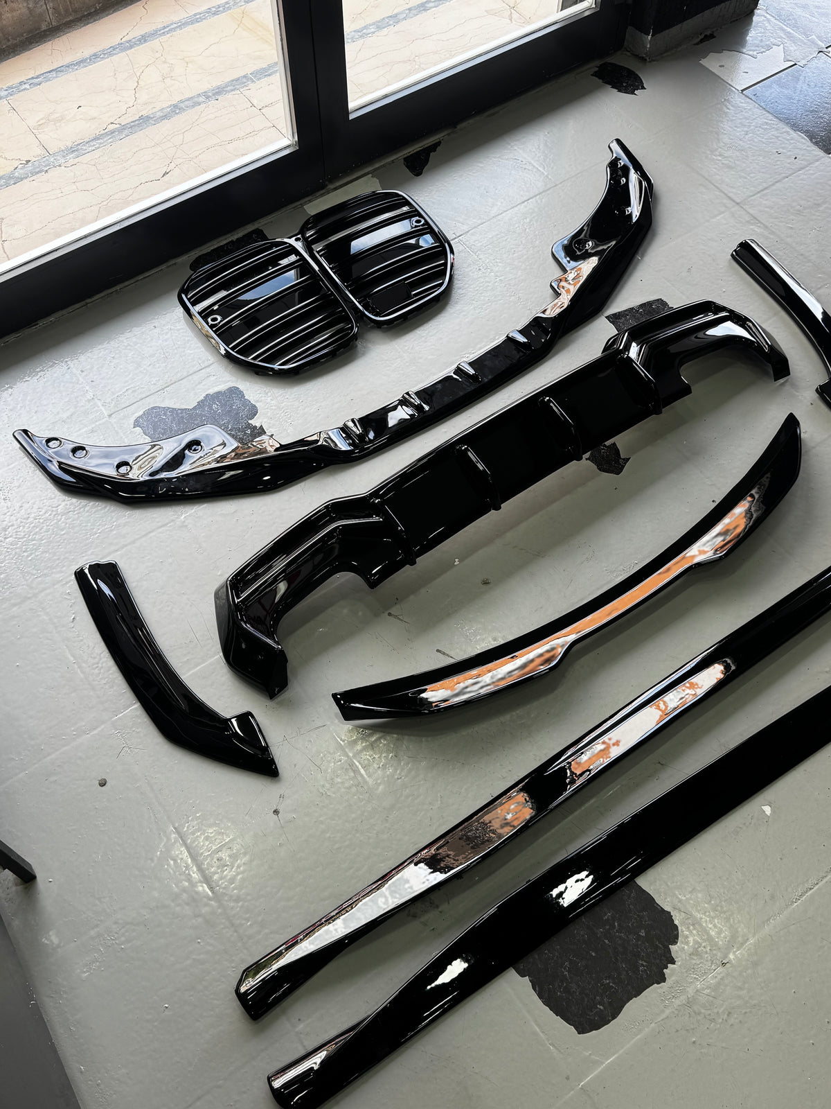 BMW G22 Coupe 2020+ Aero Body Kit M4 panjur ön görünüm