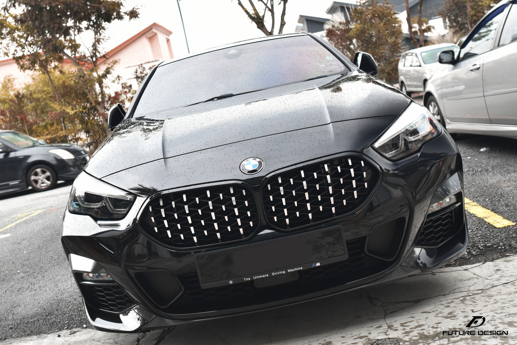 BMW F44 Diamond Style krom detaylı parlak siyah çerçeveli panjur