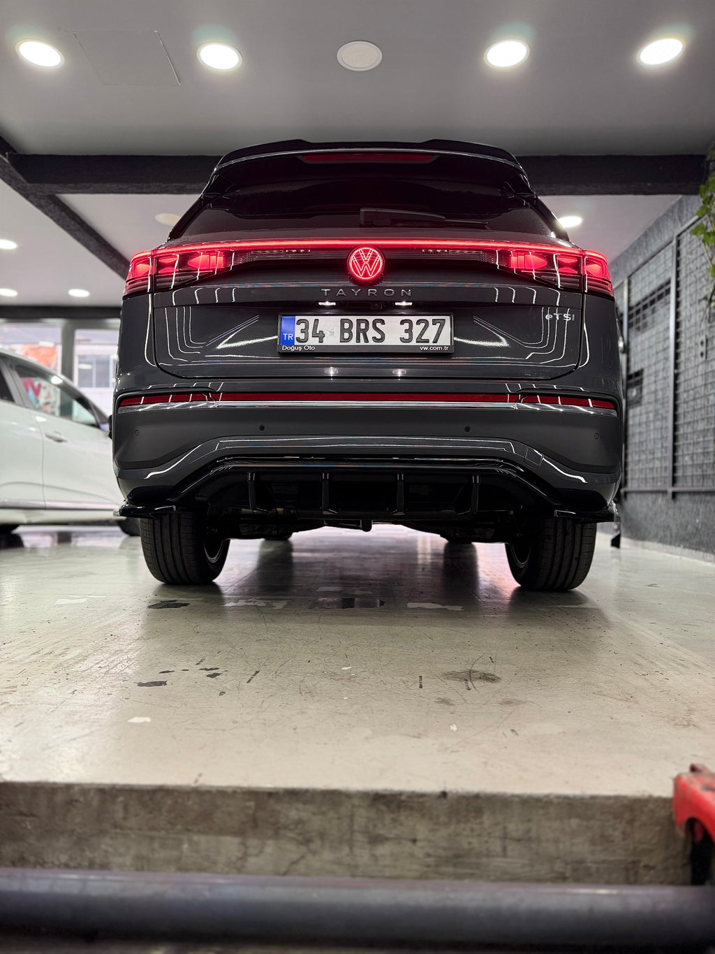 Volkswagen Tayron 2025 ve sonrası sağ sol marşpiyel ekleri - HY TUNING görsel 4