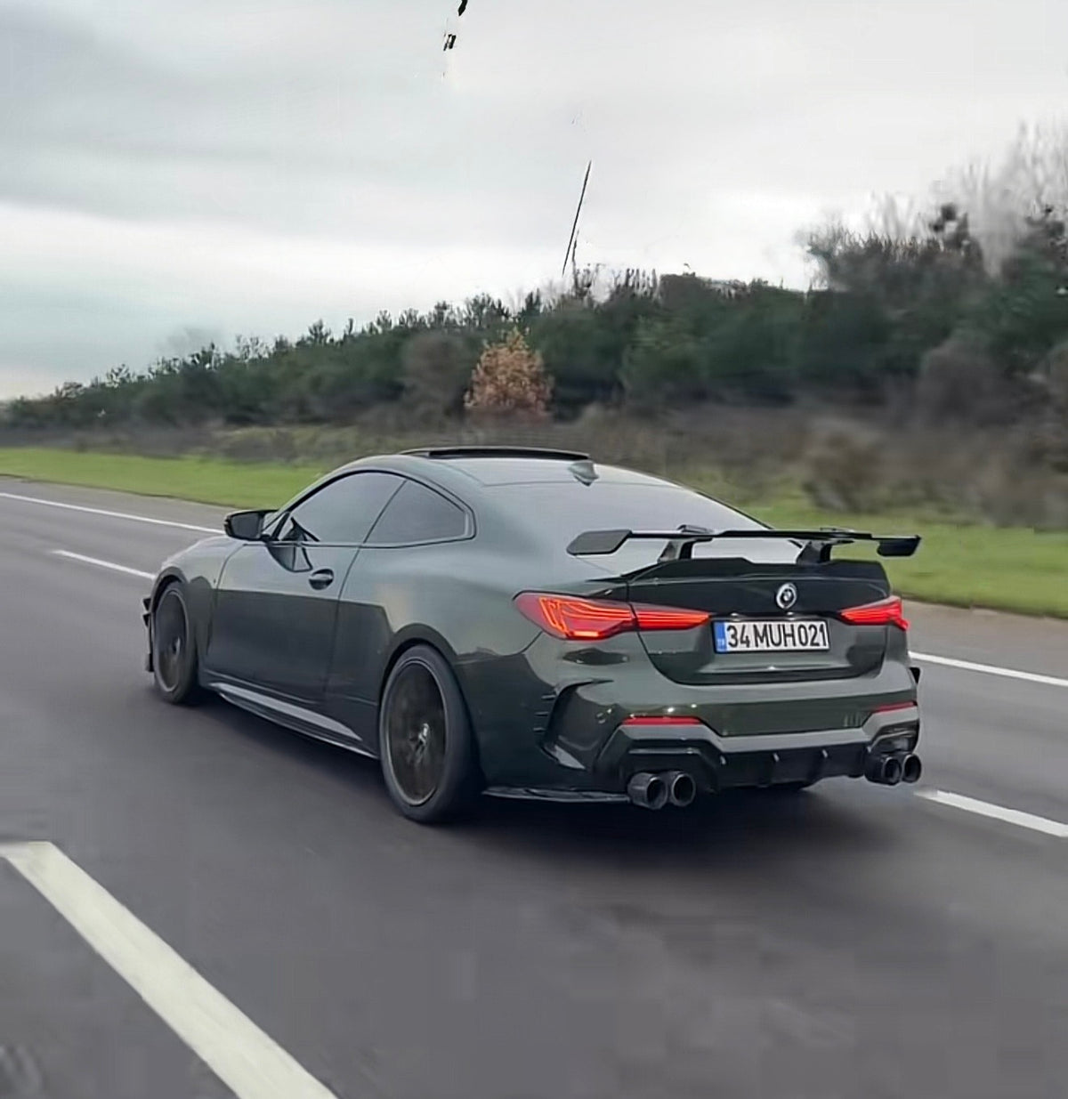 BMW G22 G26 G20 G80 G82 Uyumlu M Performance Style Parlak Siyah Kanat Spoyler (Delme Gerekmez.)