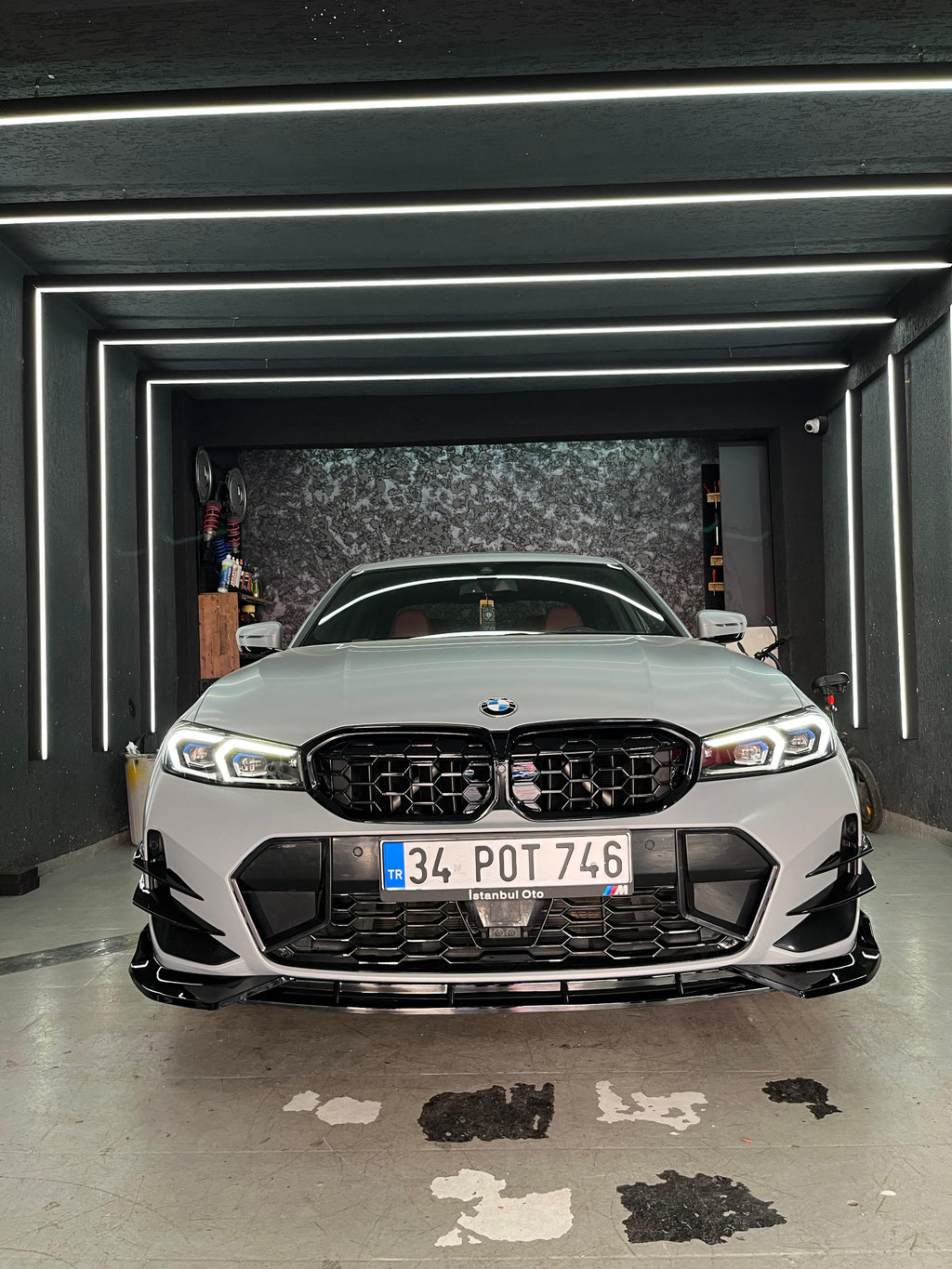 BMW 3 Serisi G20 LCI 2022+ Parlak Siyah Ön Tampon Bıçakları