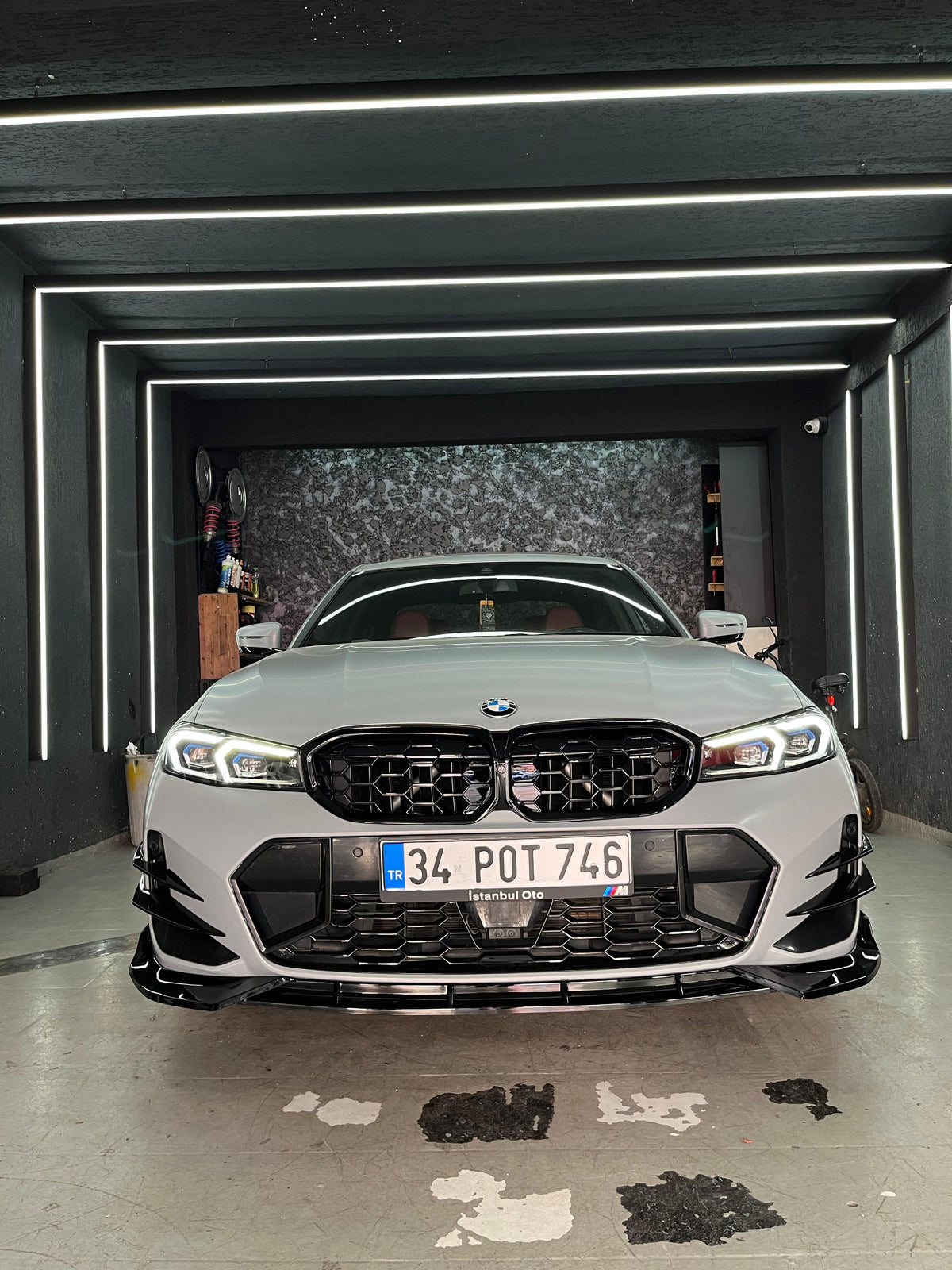 BMW 3 Serisi G20 LCI 2022+ Parlak Siyah Ön Tampon Bıçakları