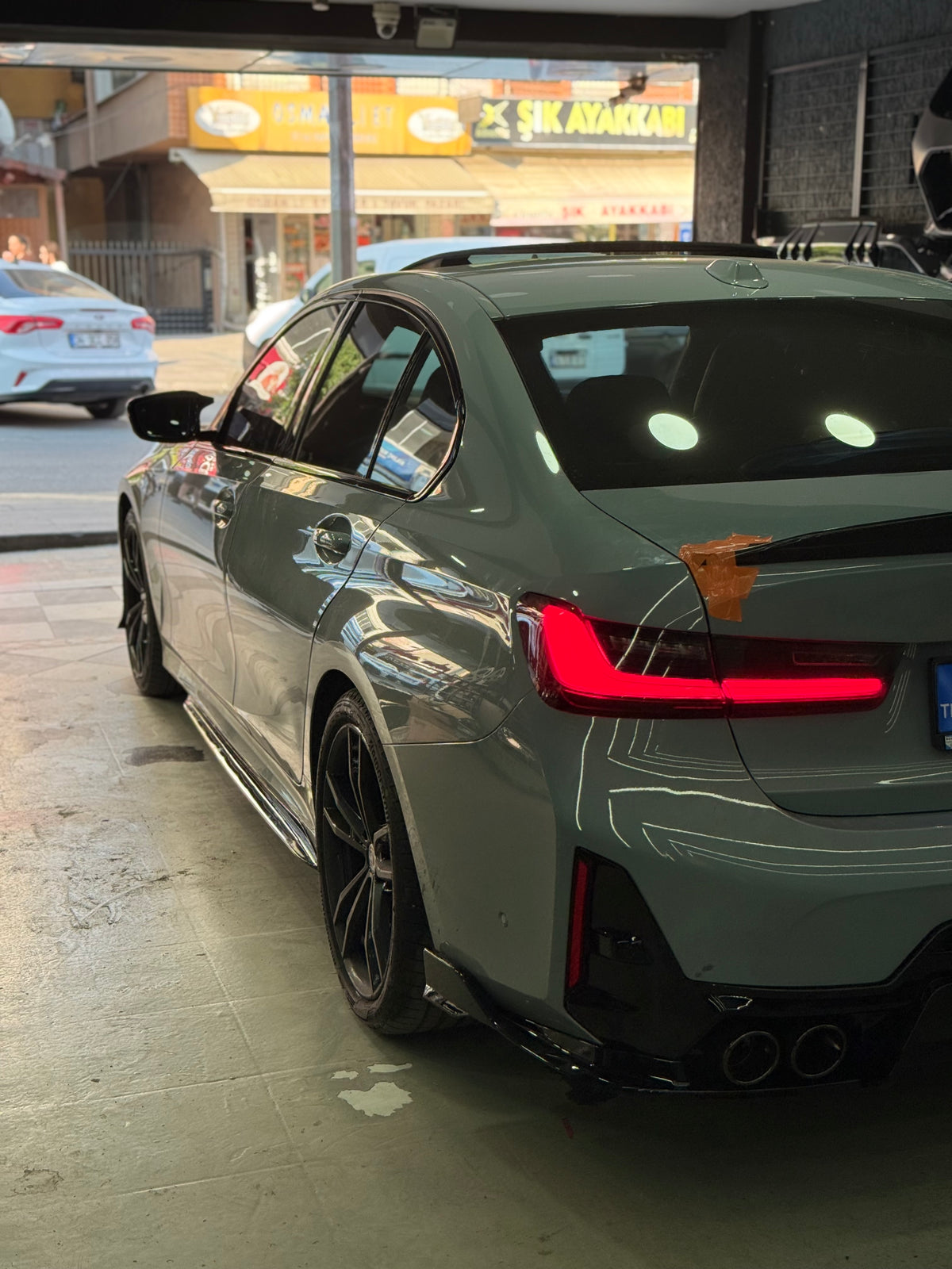 BMW G20 LCI 320i Dış Görünüm Paketi