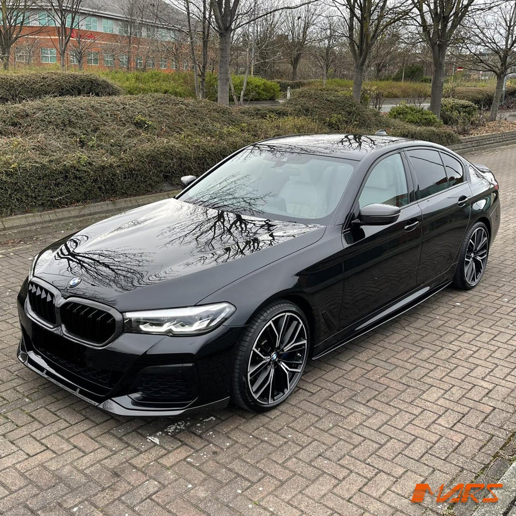 BMW G30 M Performance Style parlak siyah marşpiyel alt eki ürün görseli 5