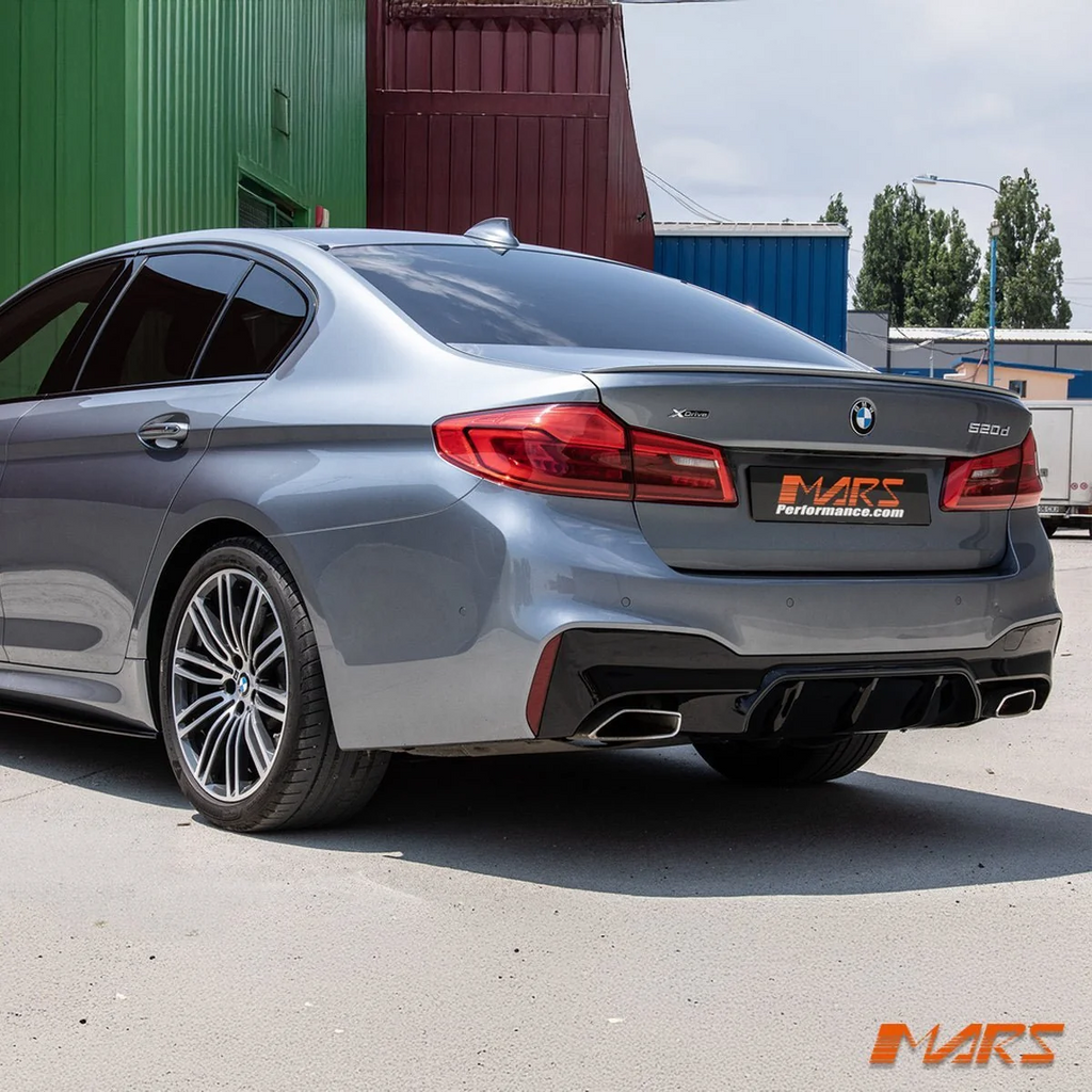 BMW G30 M5 F90 Style arka tampon seti ürün görseli 9