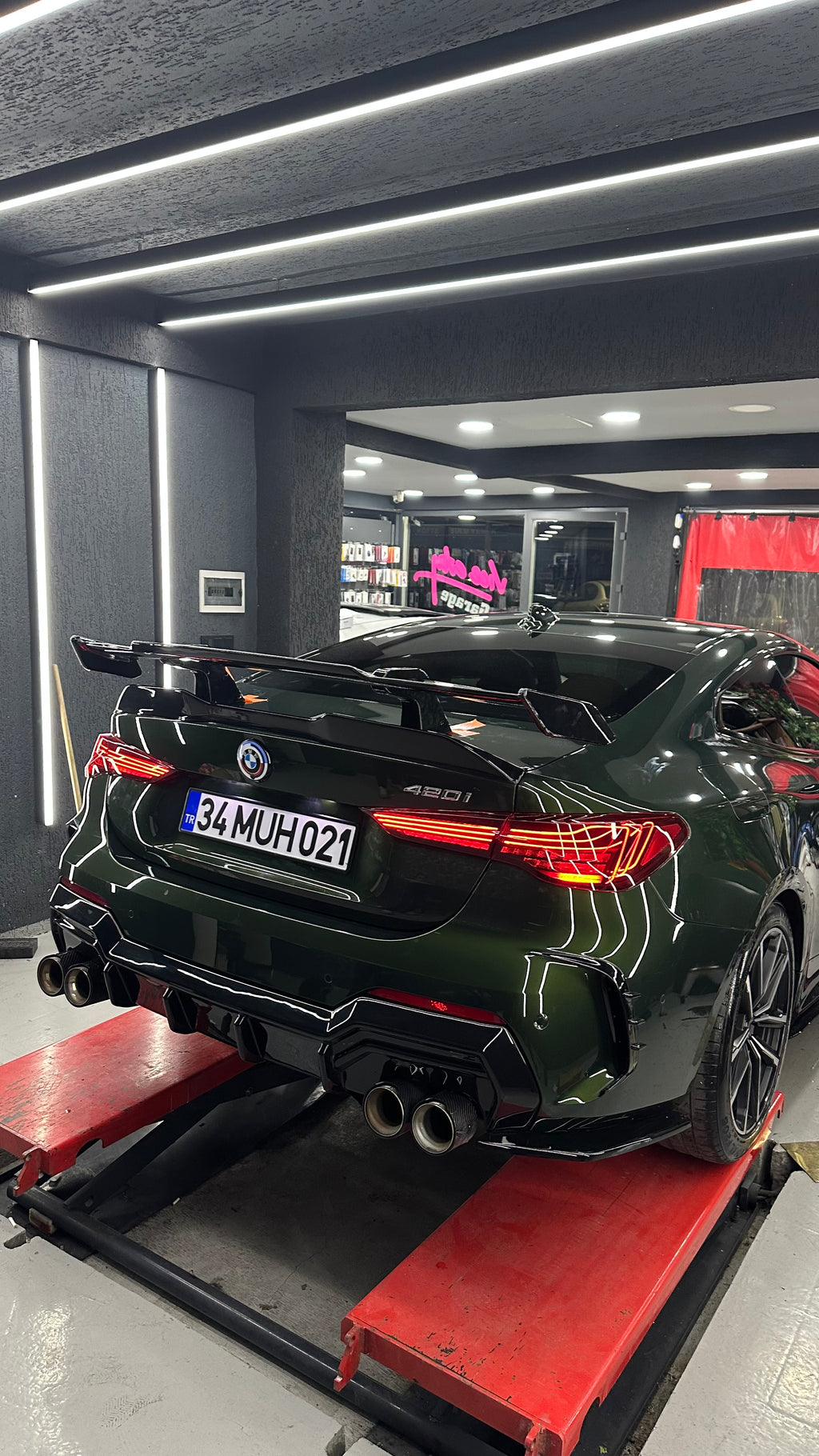 BMW G22 G26 G20 G80 G82 Uyumlu M Performance Style Parlak Siyah Kanat Spoyler (Delme Gerekmez.)