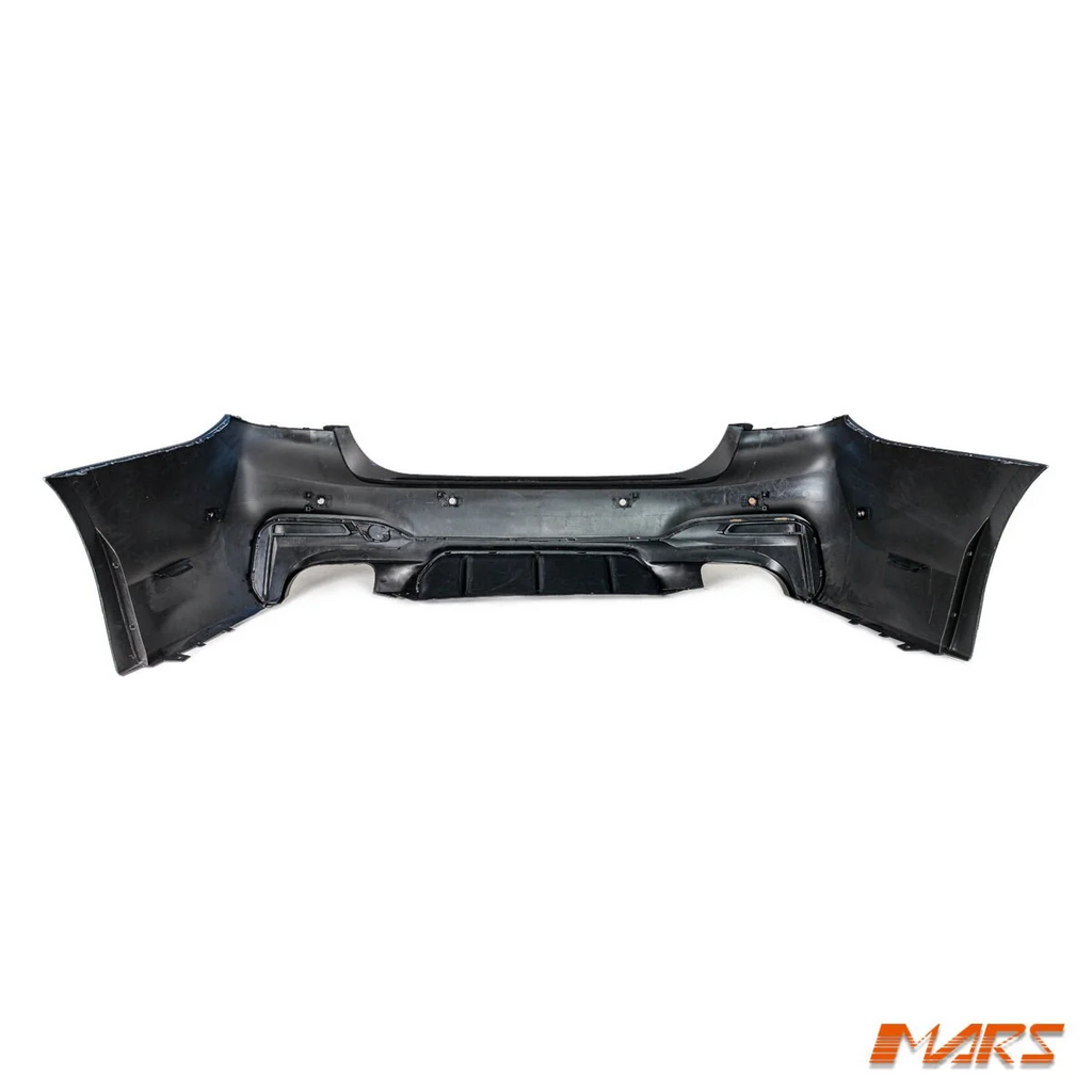 BMW G30 M5 F90 Style arka tampon seti ürün görseli 10