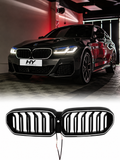 BMW G30 LCI M5 Style beyaz LED'li parlak siyah ön panjur ürün görseli