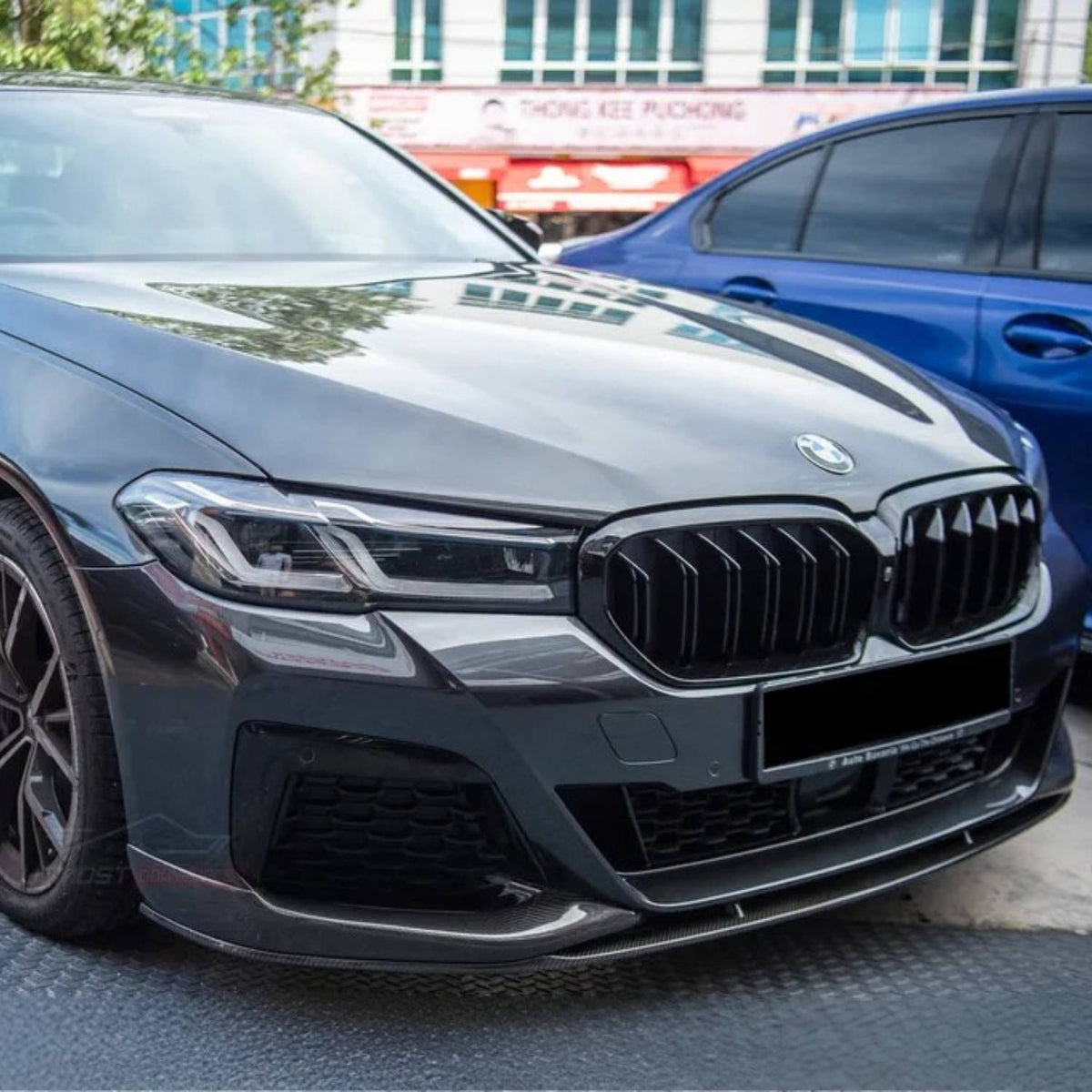 BMW 5 Serisi G30 LCI F90 LCI Çift Çıtalı Parlak Siyah Ön Panjur