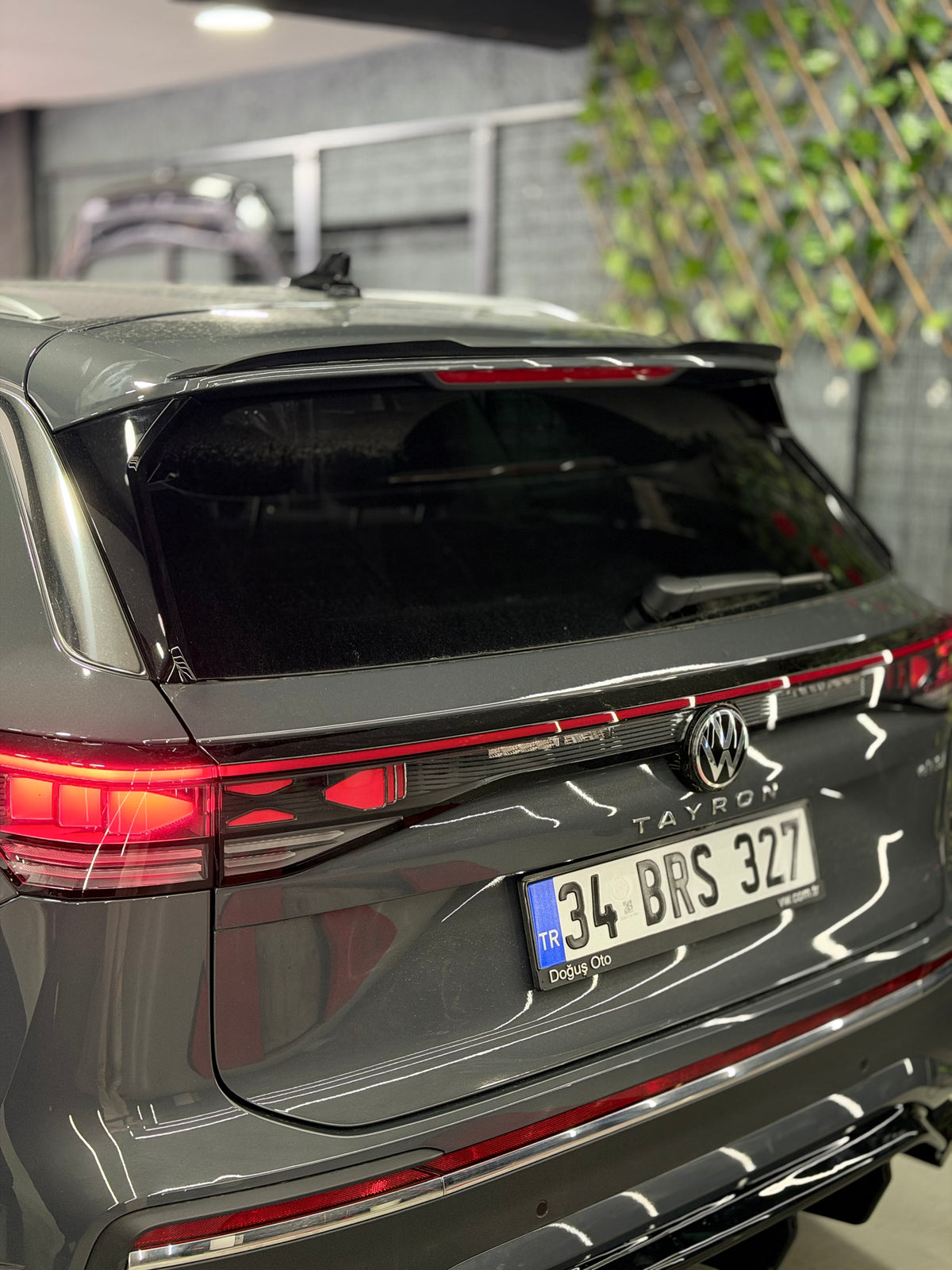 Volkswagen Tayron 2025 ve sonrası ön tampon eki lip ve gövde ekleri - HY TUNING görsel 3