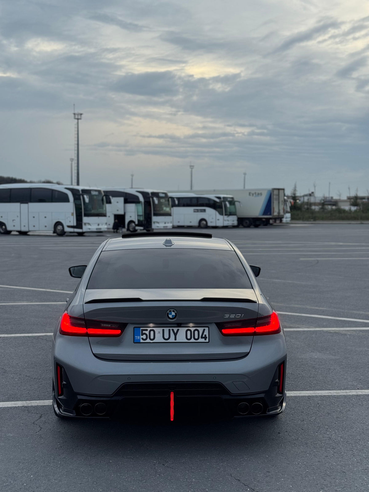 BMW 3 Serisi G20 2018+ M3 Tasarım İnce Parlak Siyah Bagaj Spoyleri