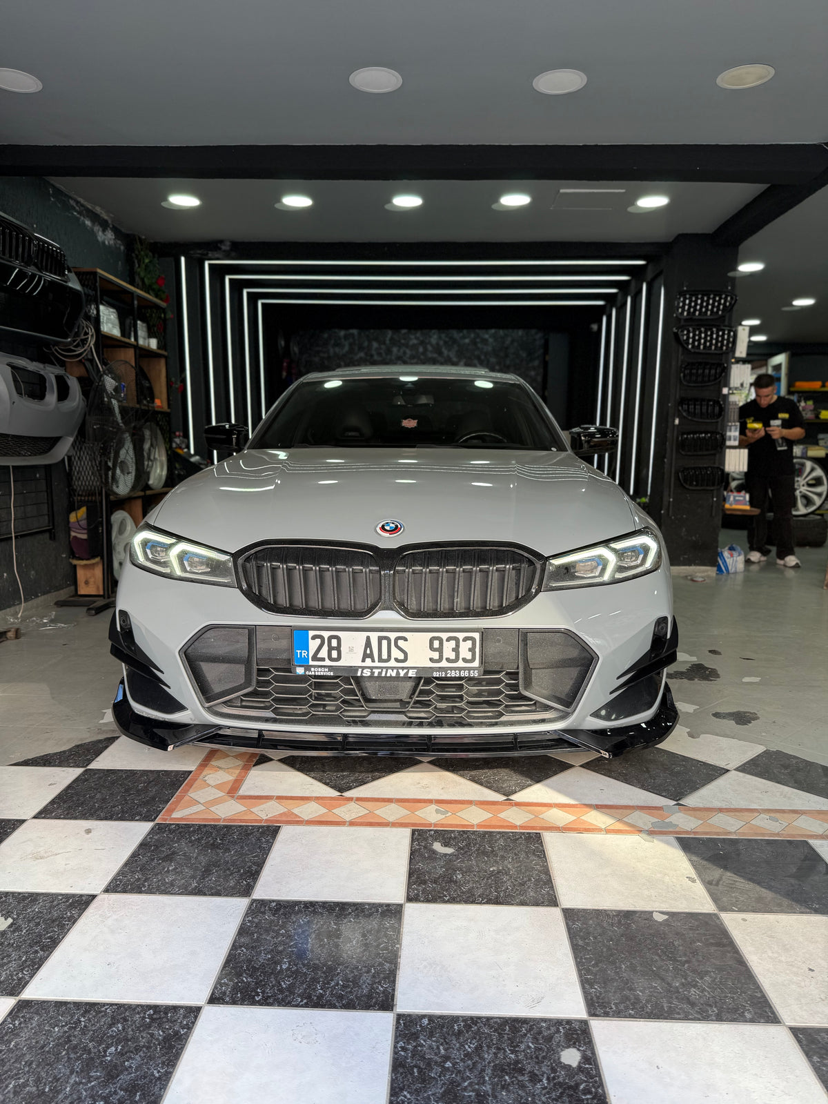 BMW G20 LCI 320i Dış Görünüm Paketi