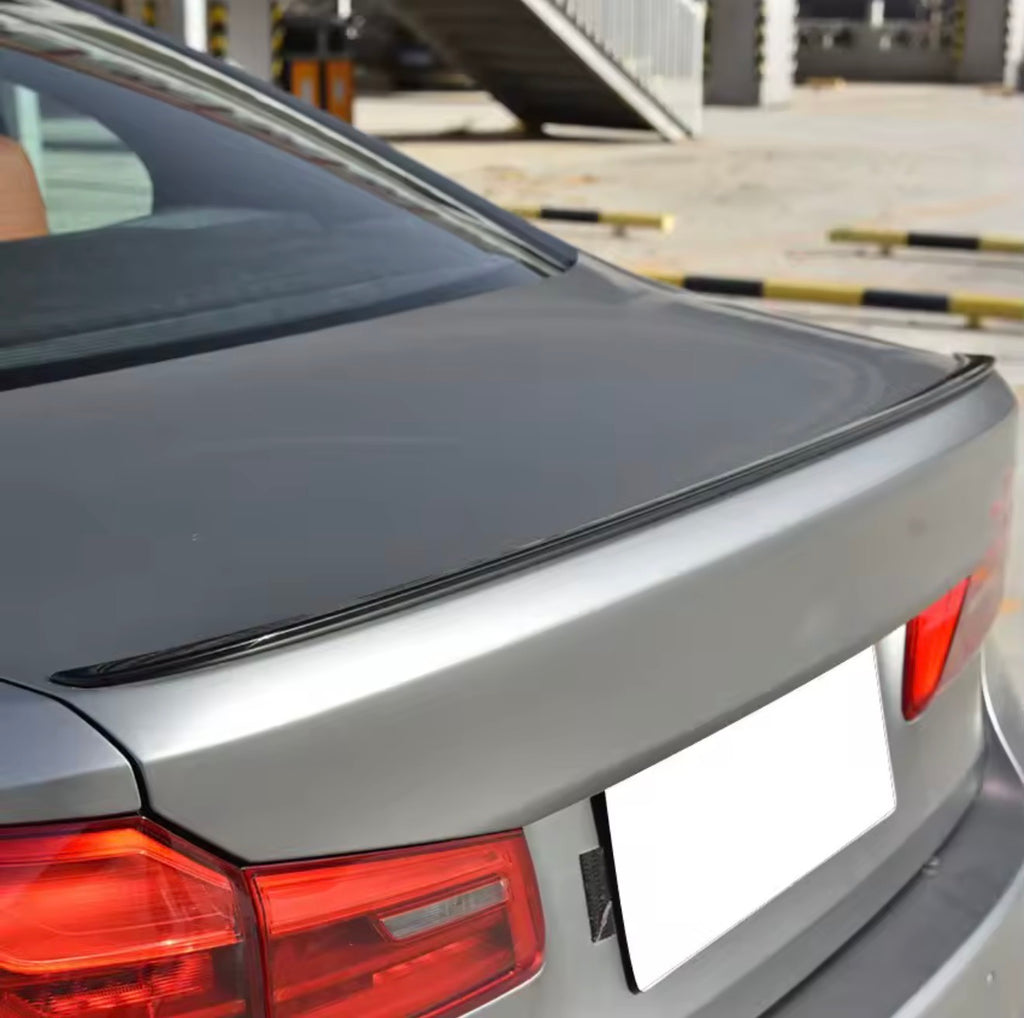 G30 M5 SPOILER PARLAK SİYAH