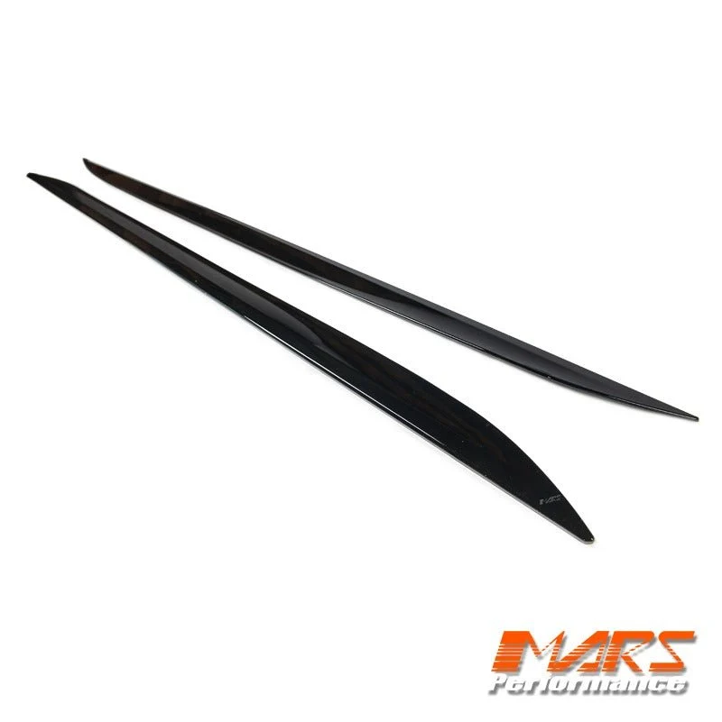 BMW G22 G23 G26 Parlak Siyah Marşpiyel Bıçağı