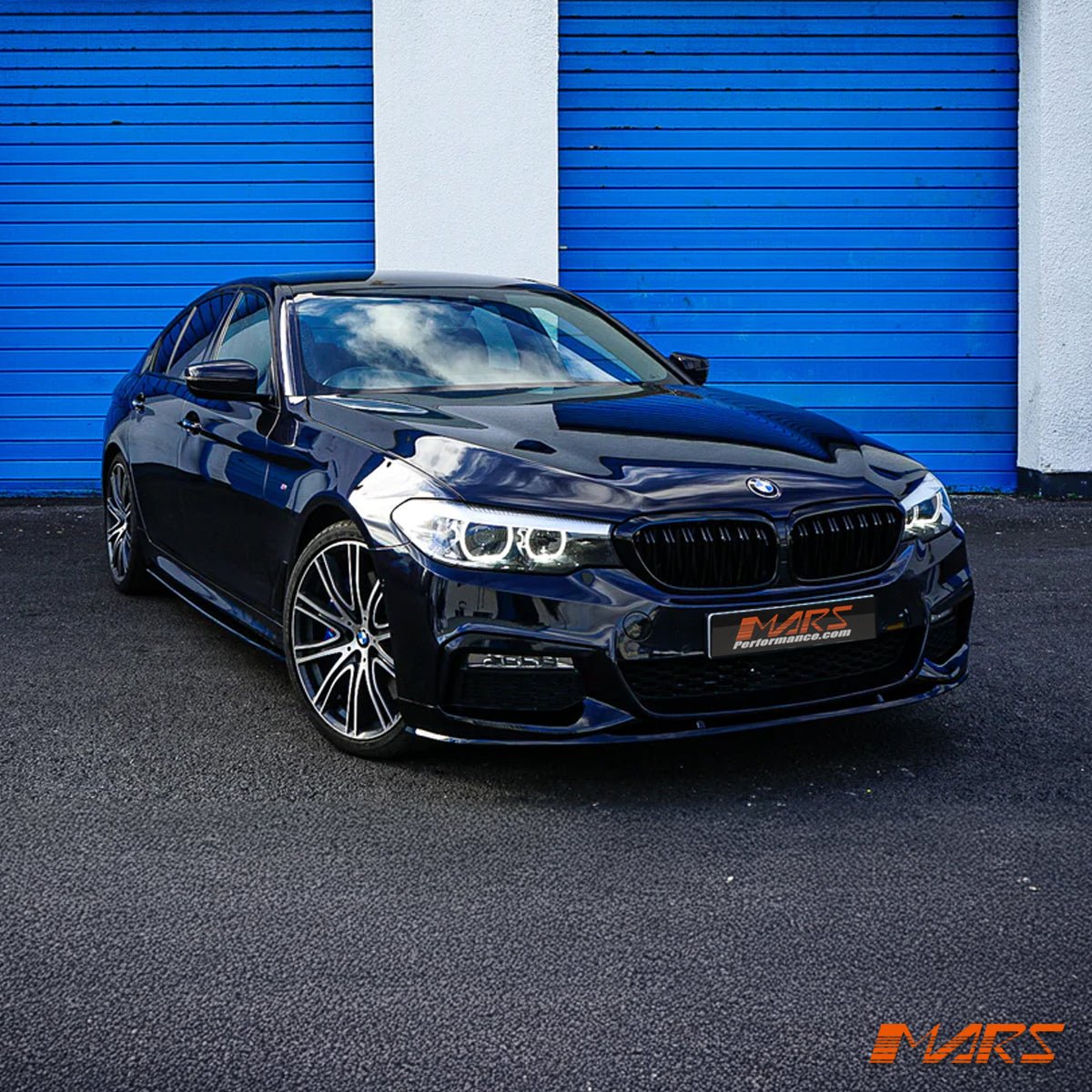 BMW G30 M Performance Style parlak siyah marşpiyel alt eki ürün görseli 8