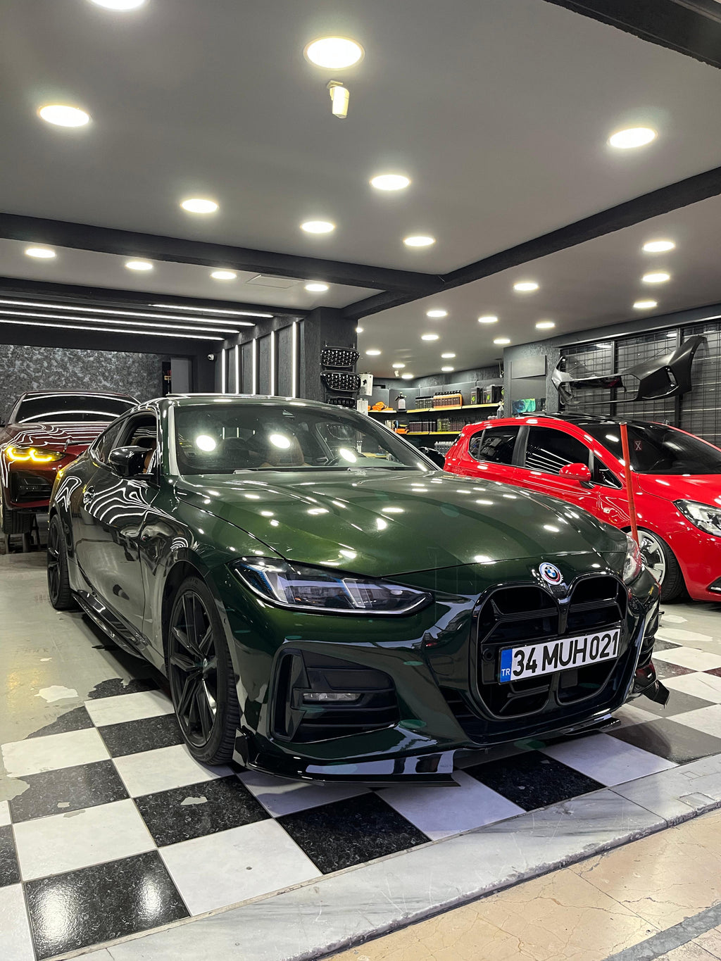BMW 4 Serisi G22 G23 2020+ M4 CSL LED ön panjur görünümü