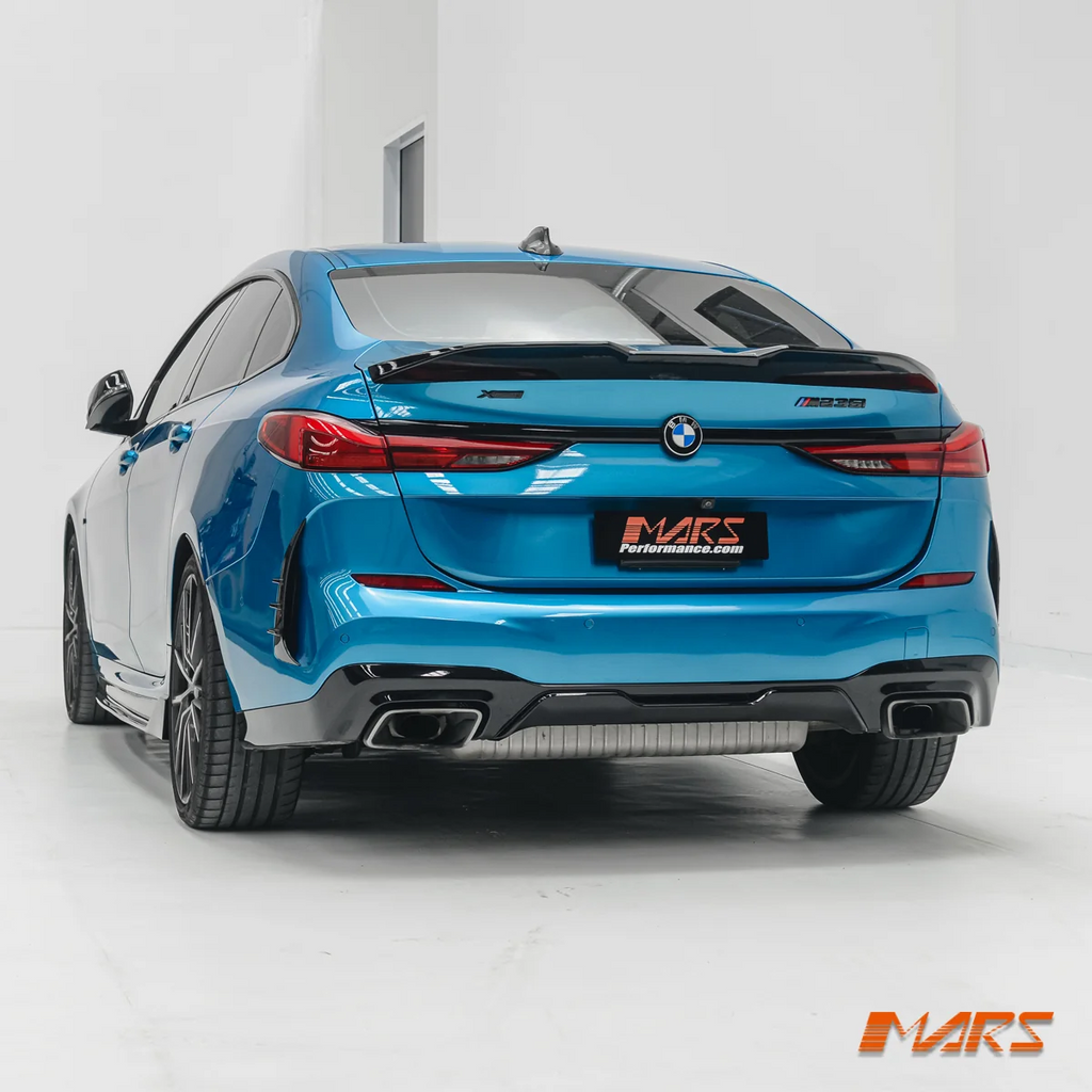 BMW F44 Gran Coupe M235i Style parlak siyah arka tampon alt eki