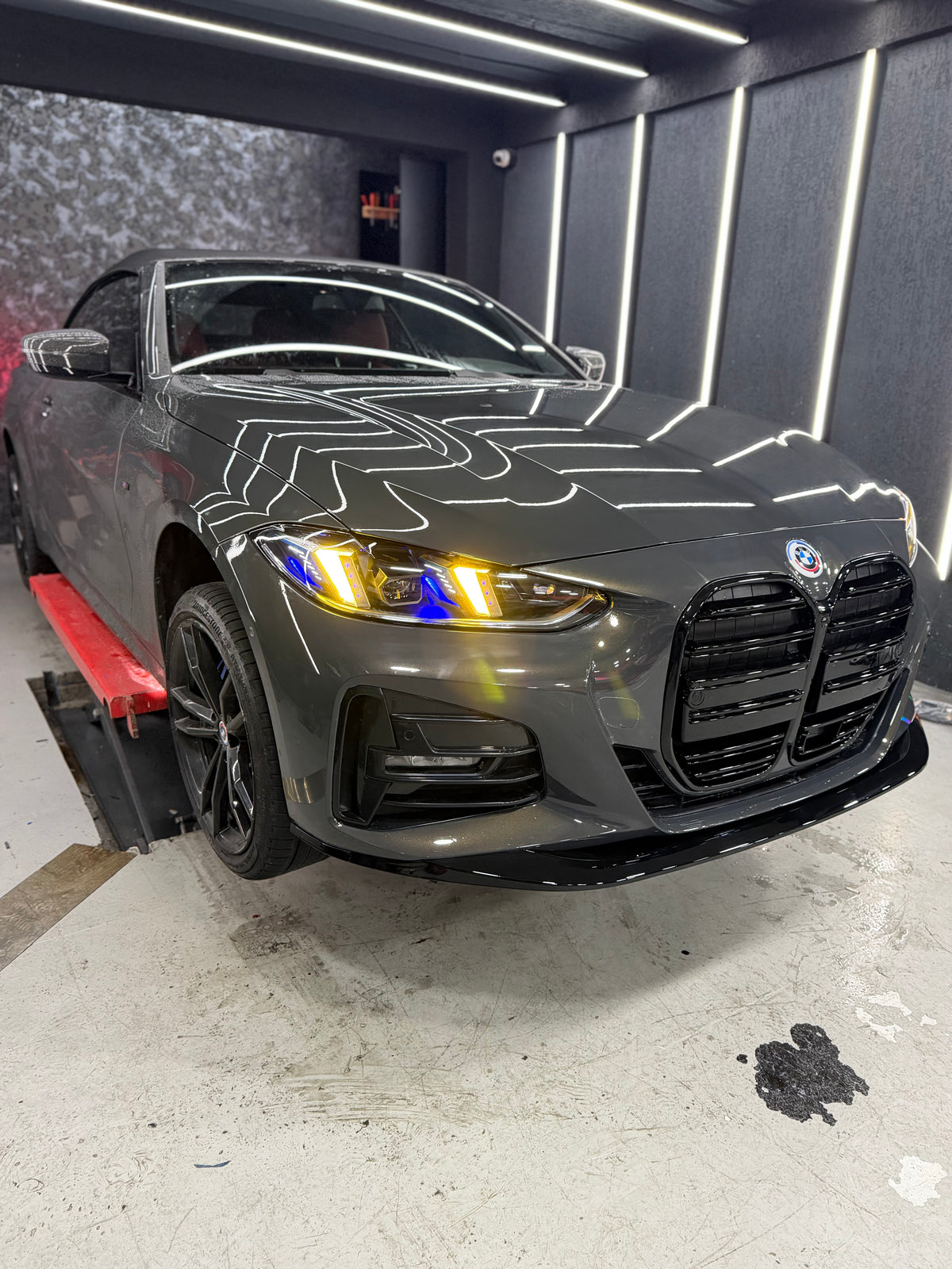BMW 4 Serisi 2020+ LCI Style Snake Eyes ön far görünümü