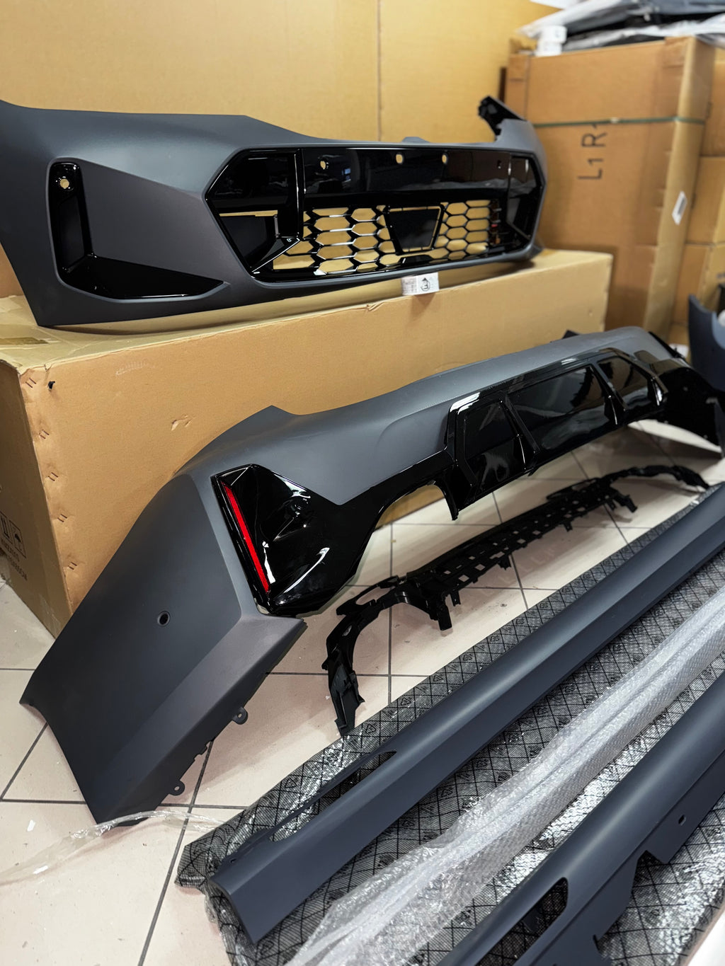 BMW 320i G20 LCI M Sport Body Kit tampon dönüşüm seti