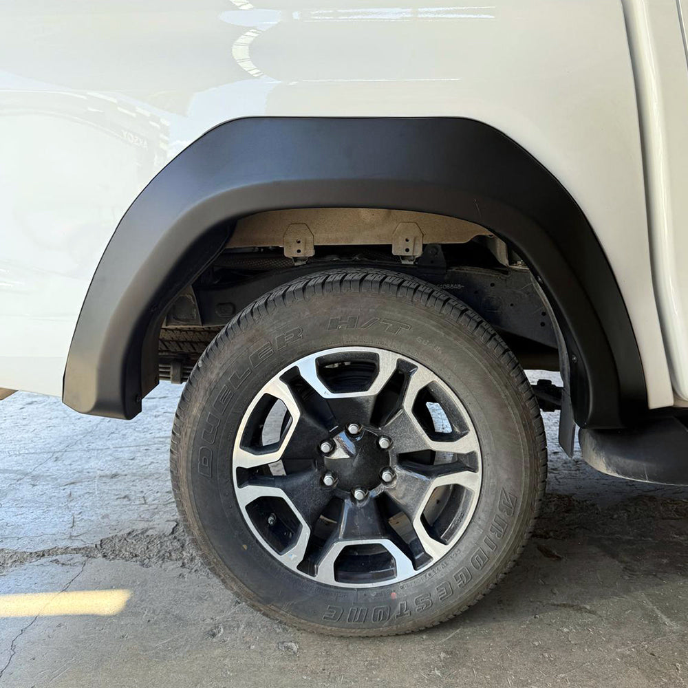 Çamurluk Dodik Seti Uyumlu TOYOTA Hilux 8Th Generation Makyajlı Kasa 2020+