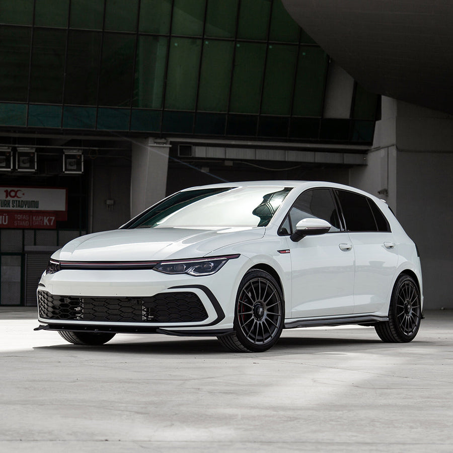 VOLKSWAGEN GOLF MK8 GTI / GTE / R-LINE 2020-2024 UYUMLU BODY KIT