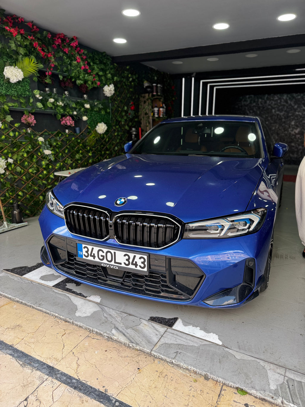 BMW 3 SERİSİ G20 LCI 2022+ SHADOW LINE PIANO BLACK LEDLİ PANJUR