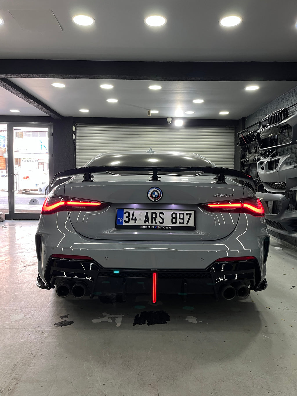 BMW 4 Serisi G22 G23 2020+ Uyumlu VTEN F1 Style LEDli Çakar Animasyonlu Reflektörlü Difüzör