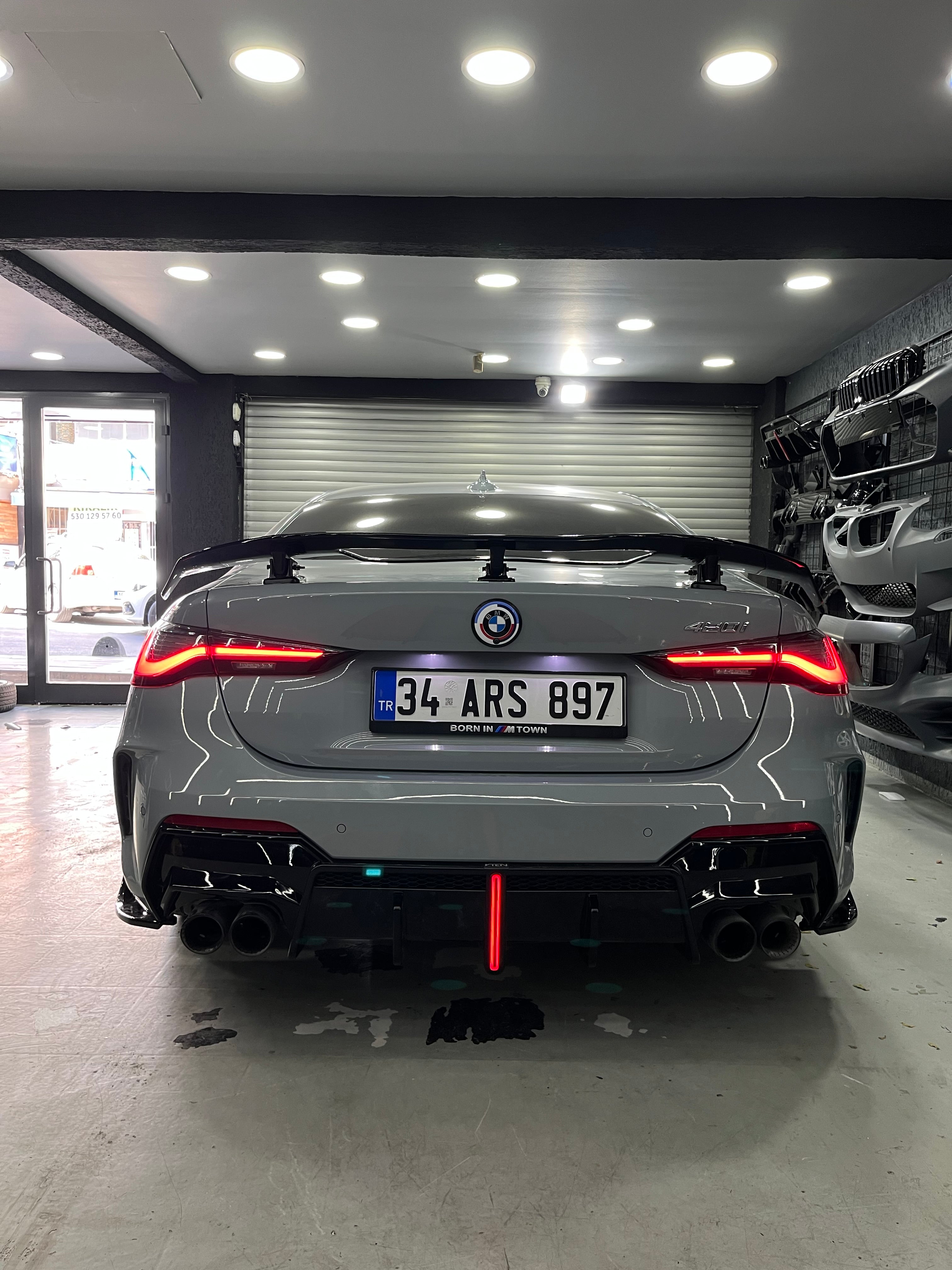 BMW 4 Serisi G22 G23 2020+ Uyumlu VTEN F1 Style LEDli Çakar Animasyonlu Reflektörlü Difüzör
