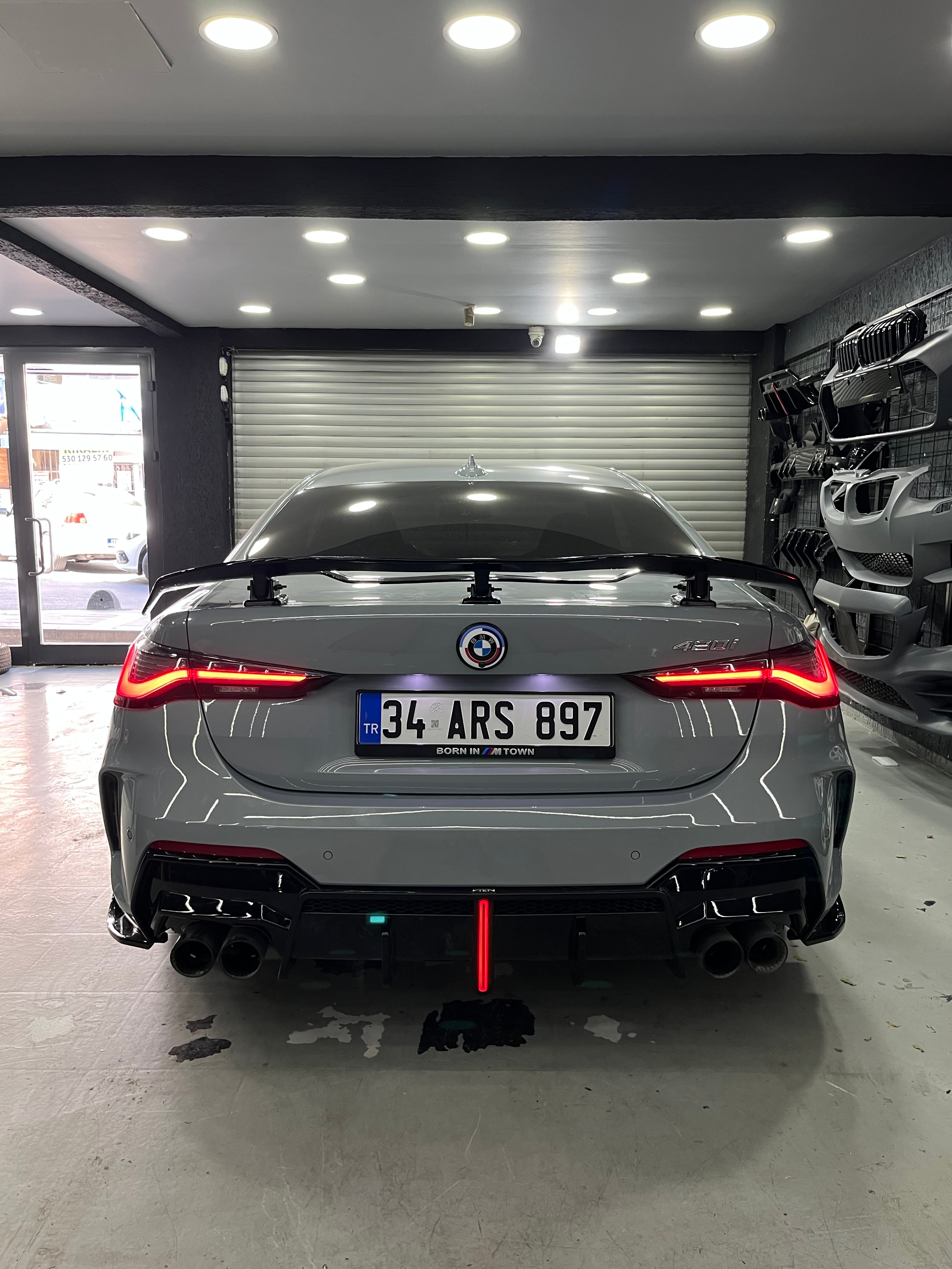 BMW 4 Serisi G22 G23 2020+ Uyumlu VTEN F1 Style LEDli Çakar Animasyonlu Reflektörlü Difüzör