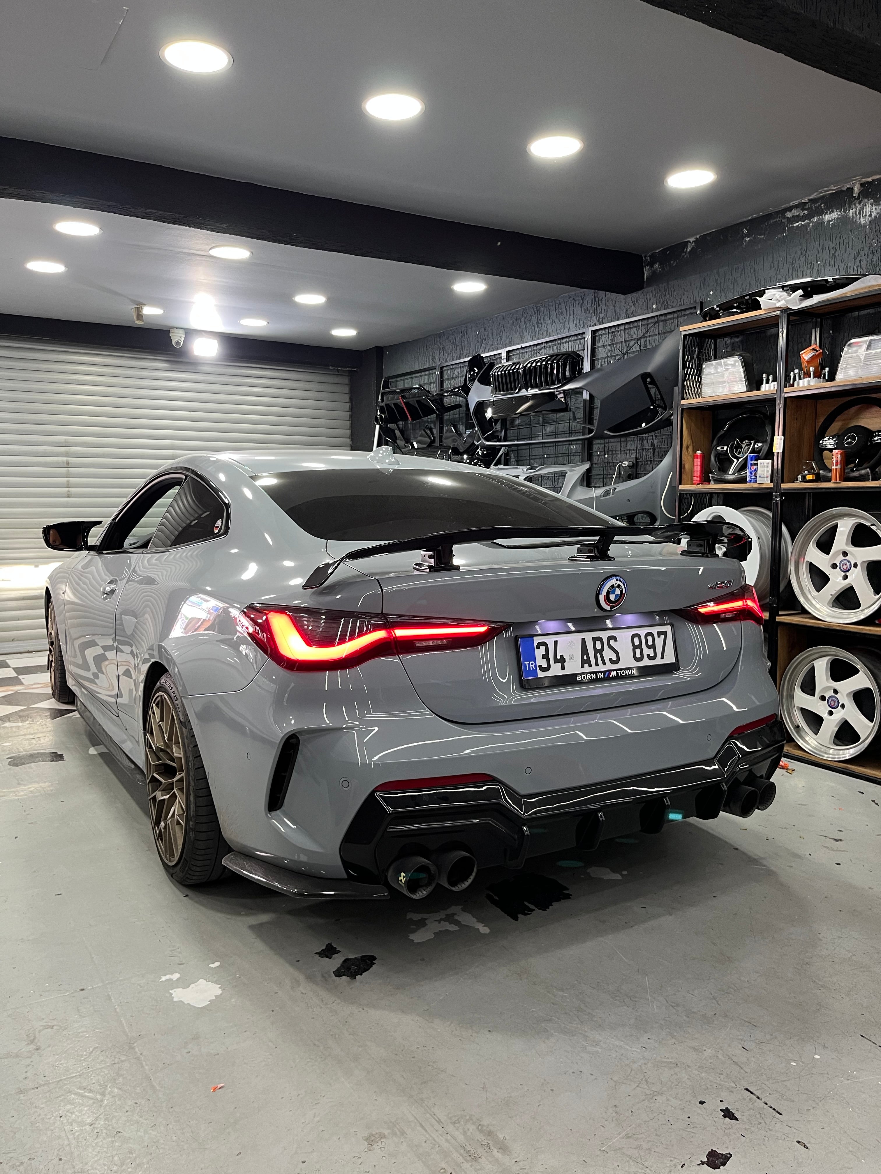 BMW 4 Serisi G22 G23 2020+ Uyumlu VTEN F1 Style LEDli Çakar Animasyonlu Reflektörlü Difüzör
