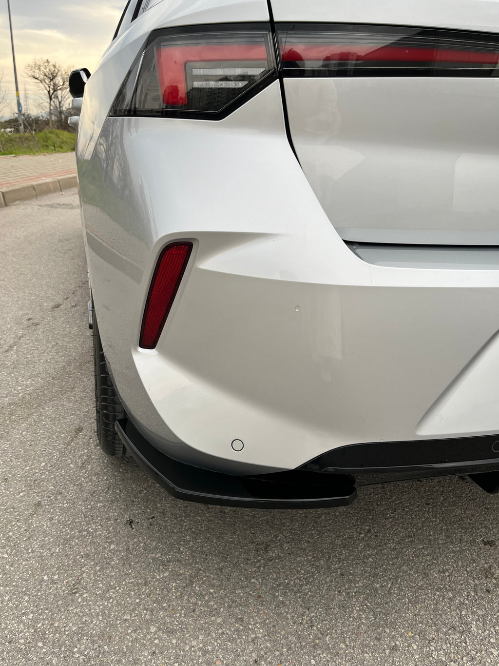 Rear Side Splitters Uyumlu OPEL Astra L 2020+