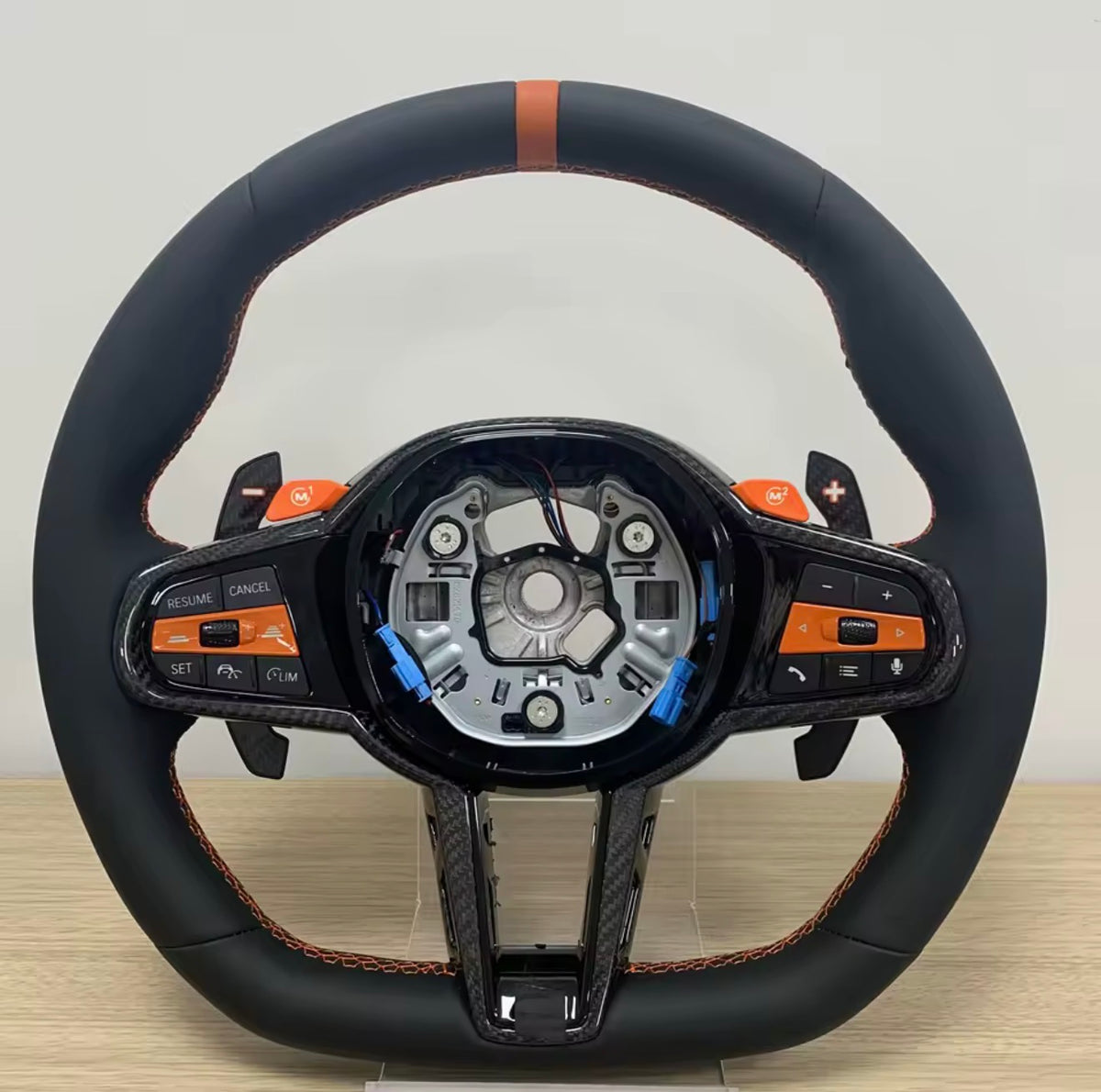 BMW F40 F44 G20 G22 G23 G26 G29 M4 tarzı direksiyon ve airbag seti