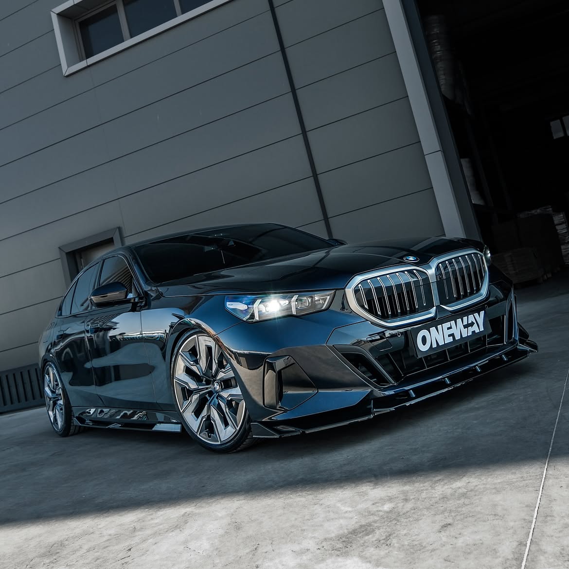 BMW G60 i5 M Sport Body Kit dış görünüm seti