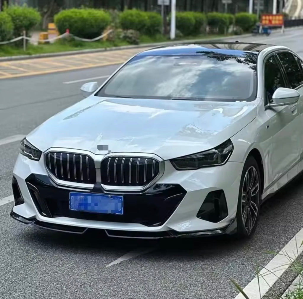 BMW G60 ve i5 2024+ ince tasarım parlak siyah ön tampon bıçakları - ürün görseli 3