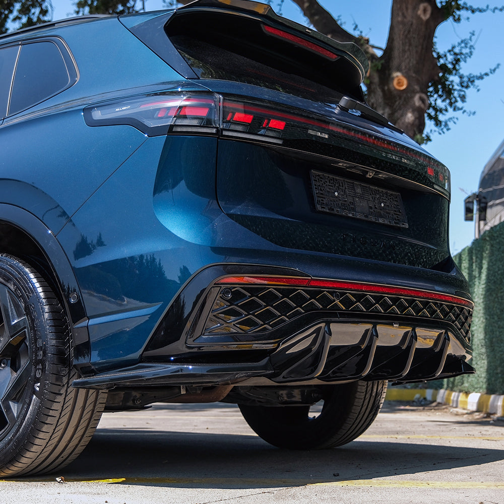 Gövde Kiti Uyumlu VW VOLKSWAGEN Tiguan R-Line MK3 2024+