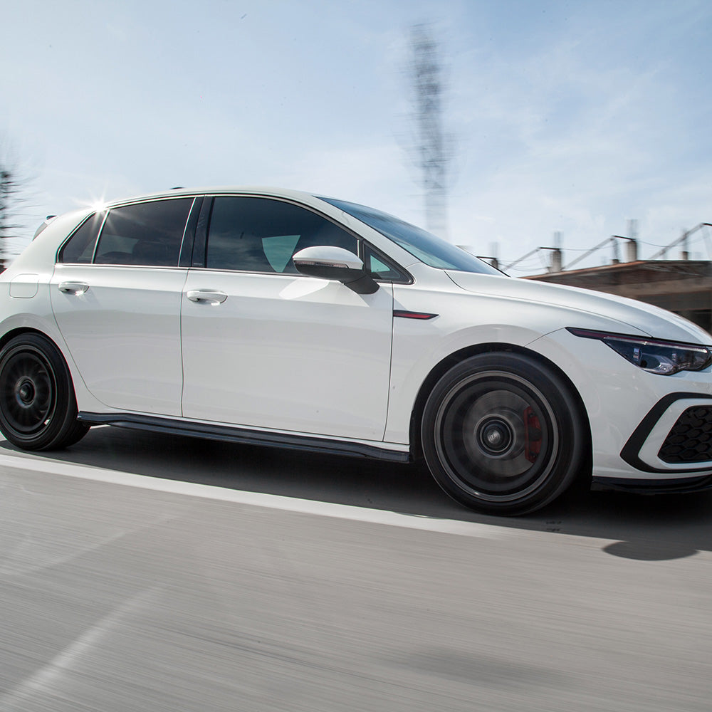 Gövde Kiti Uyumlu VW VOLKSWAGEN Golf MK8 GTI / GTE / R-Line 2020-2024