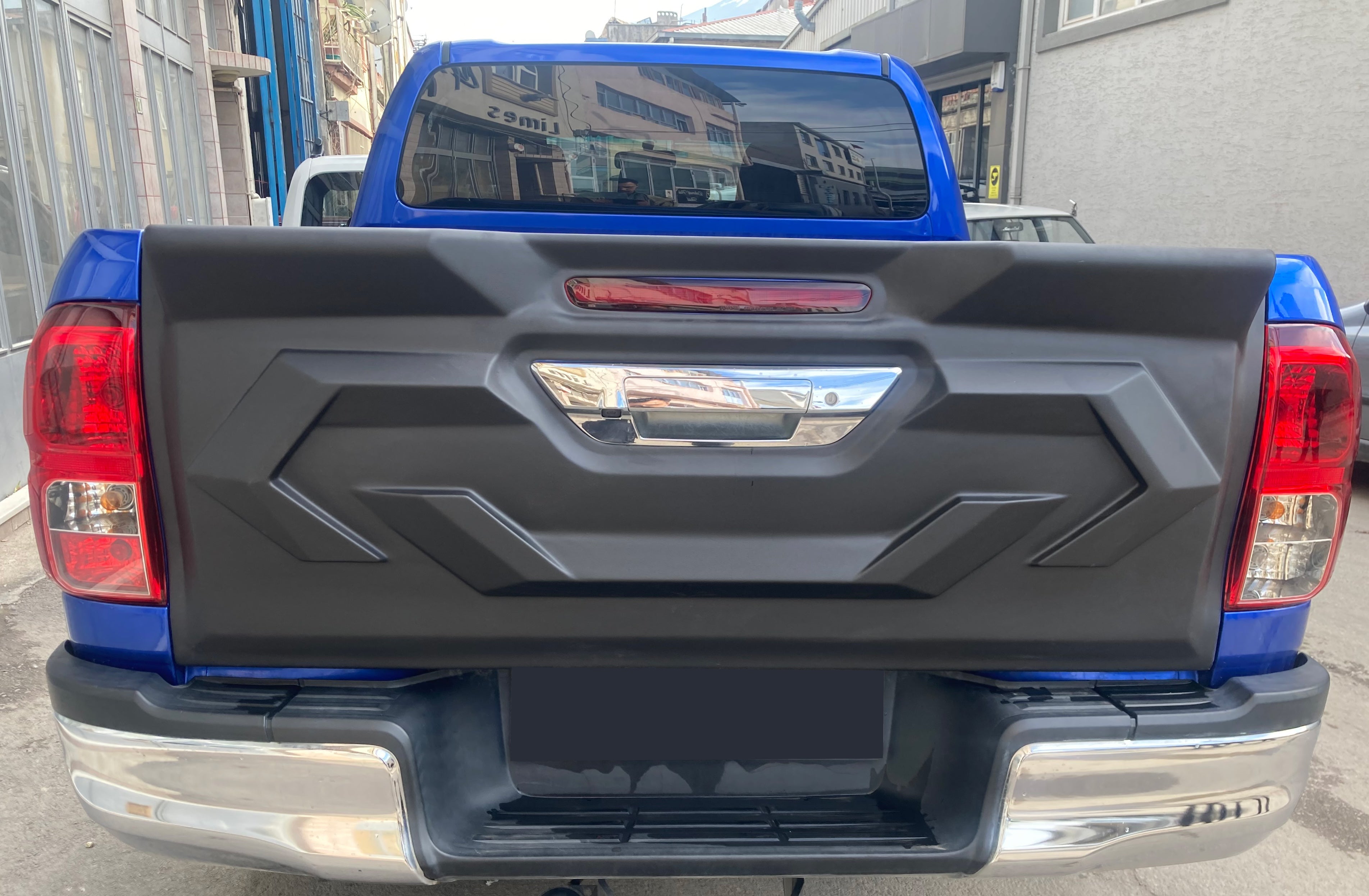 Bagaj Kapağı Kaplaması Uyumlu TOYOTA Hilux 8Th Generation 2015-2020