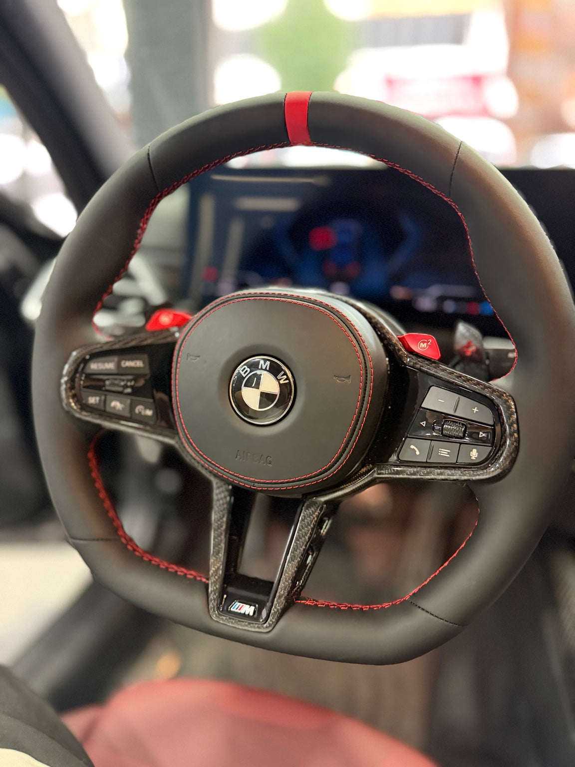 BMW M4 CS Style direksiyon simidi karbon detay kırmızı dikiş ve M1 M2 tuşları