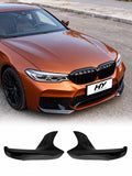 BMW G30 M5 2017-2020 parlak siyah sağ sol ön tampon eki splitter ürün ve uygulama görseli