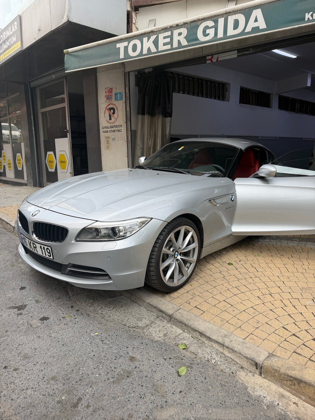 BMW Z4 E89 2009-2016 F80 Style M direksiyon uygulama aracı