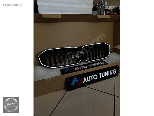 BMW 3 SERİSİ G20 LCI 2022+ SHADOW LINE PIANO BLACK LEDLİ PANJUR