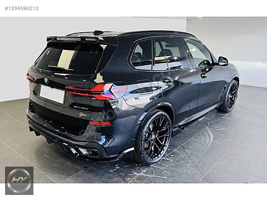 BMW X5 G05 LCI M Sport Black Knight Arka Difüzör & Yan Flap Seti
